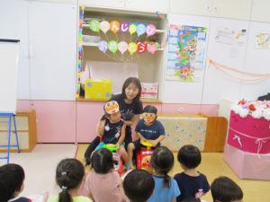 誕生児紹介しているところ