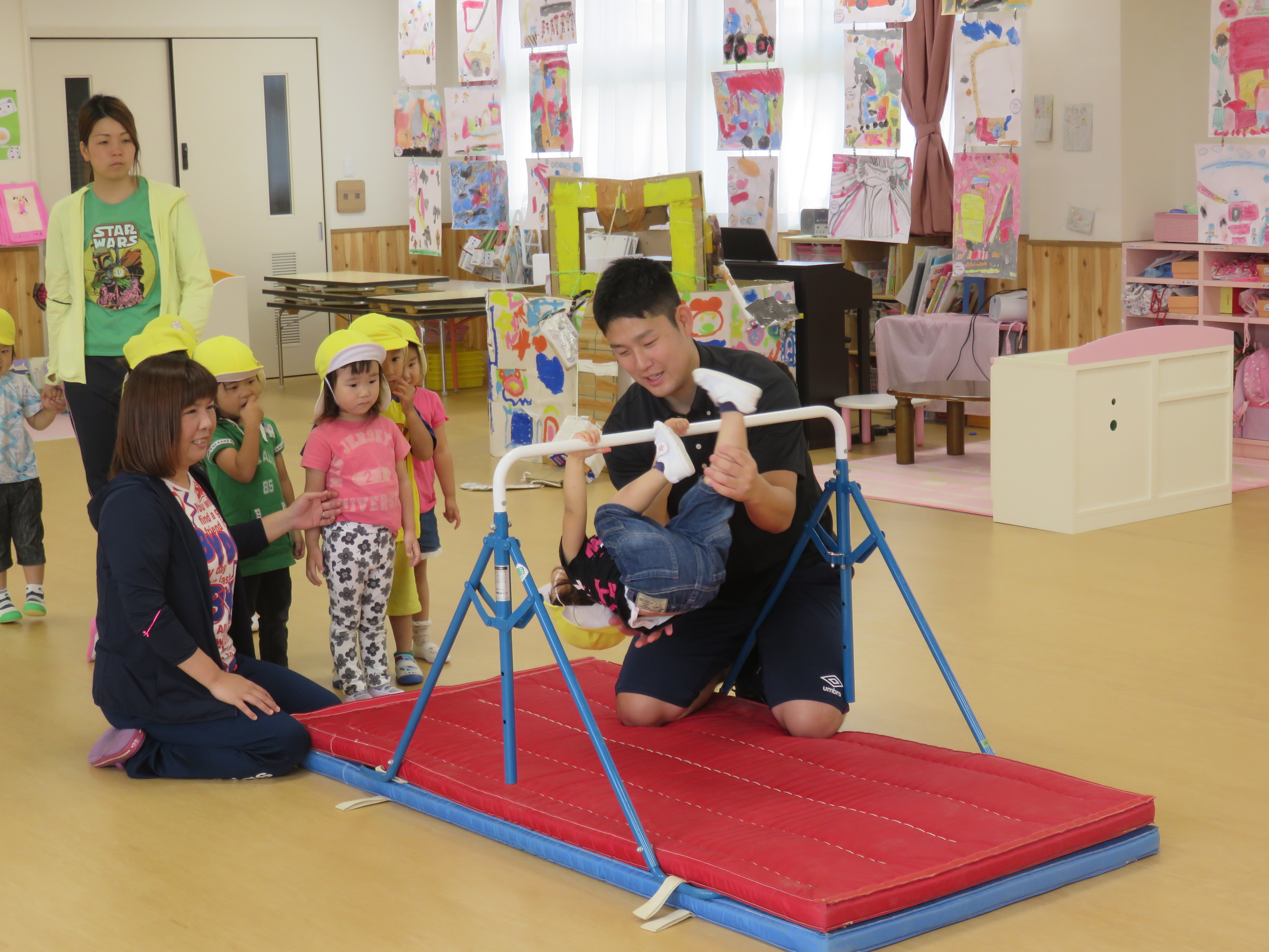 6月12日3歳、4歳、5歳児の体育遊びがありましたの画像3