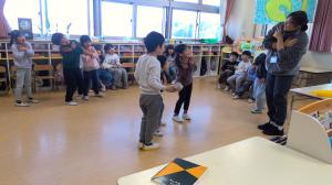 替え歌と振り付け①