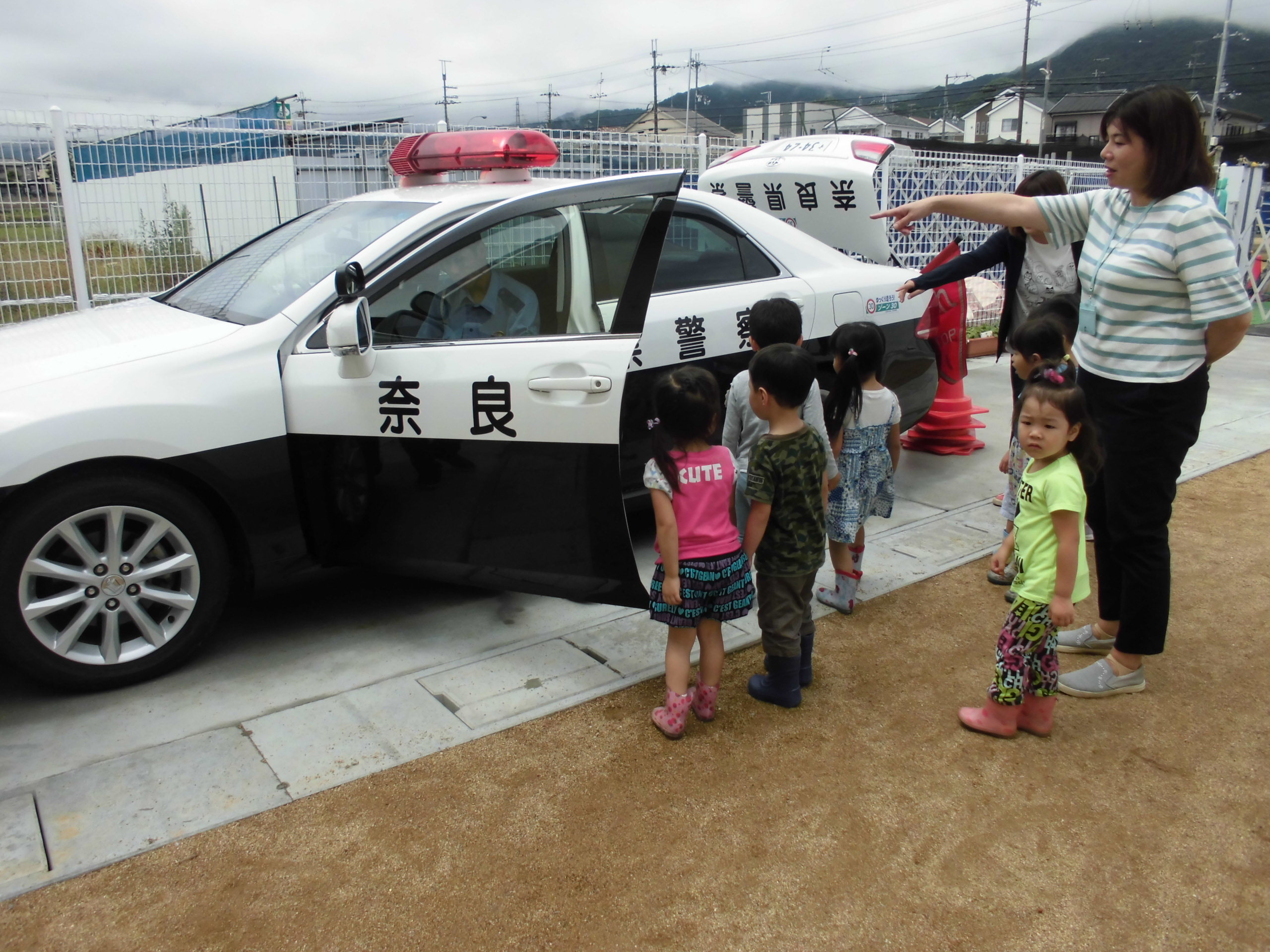6月21日、交通安全教室があり、3、4、5歳児が参加しました。の画像8