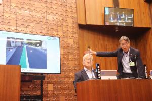 議会中の様子2