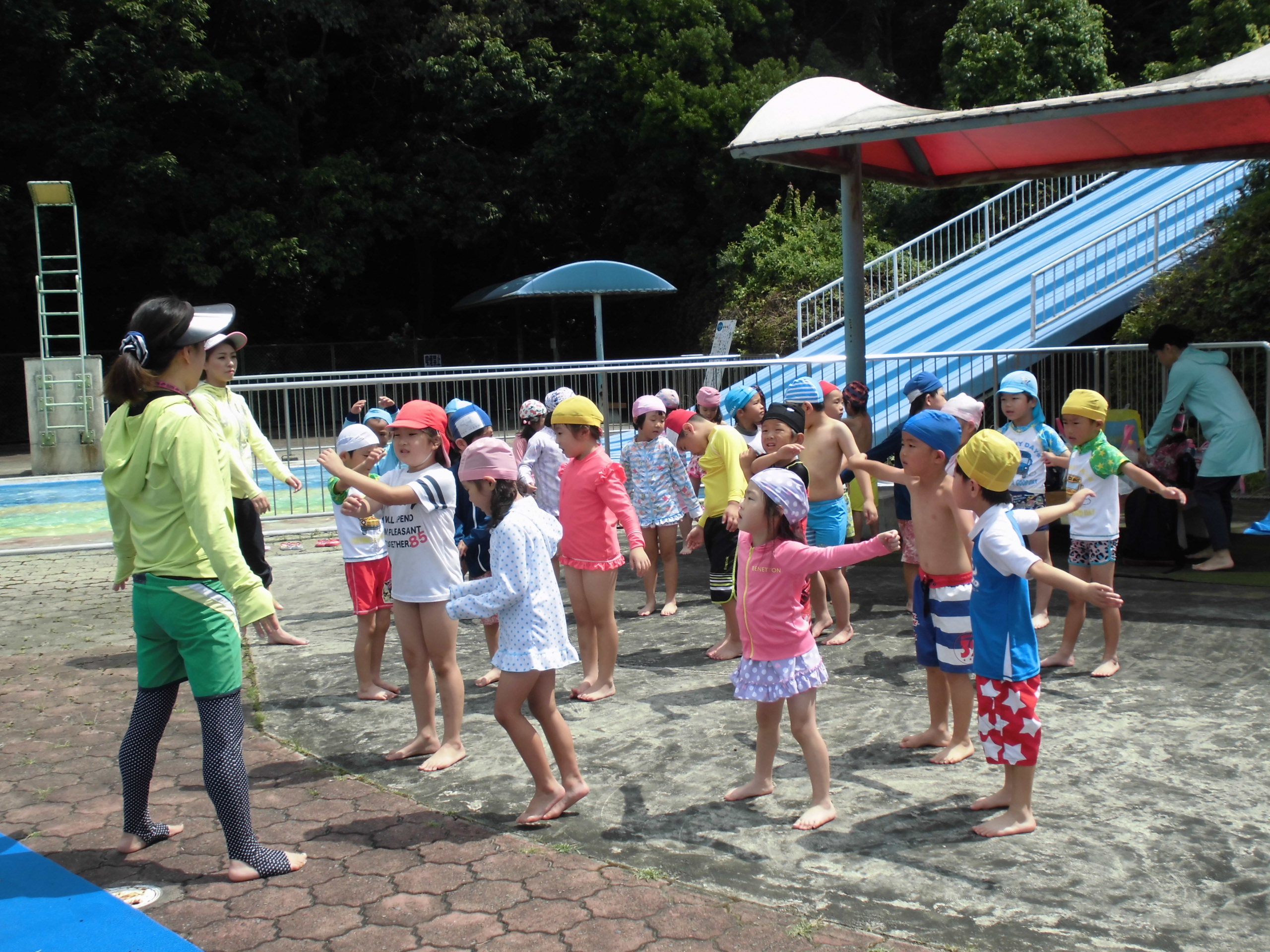 7月19日、市民プールに行きました。の画像2