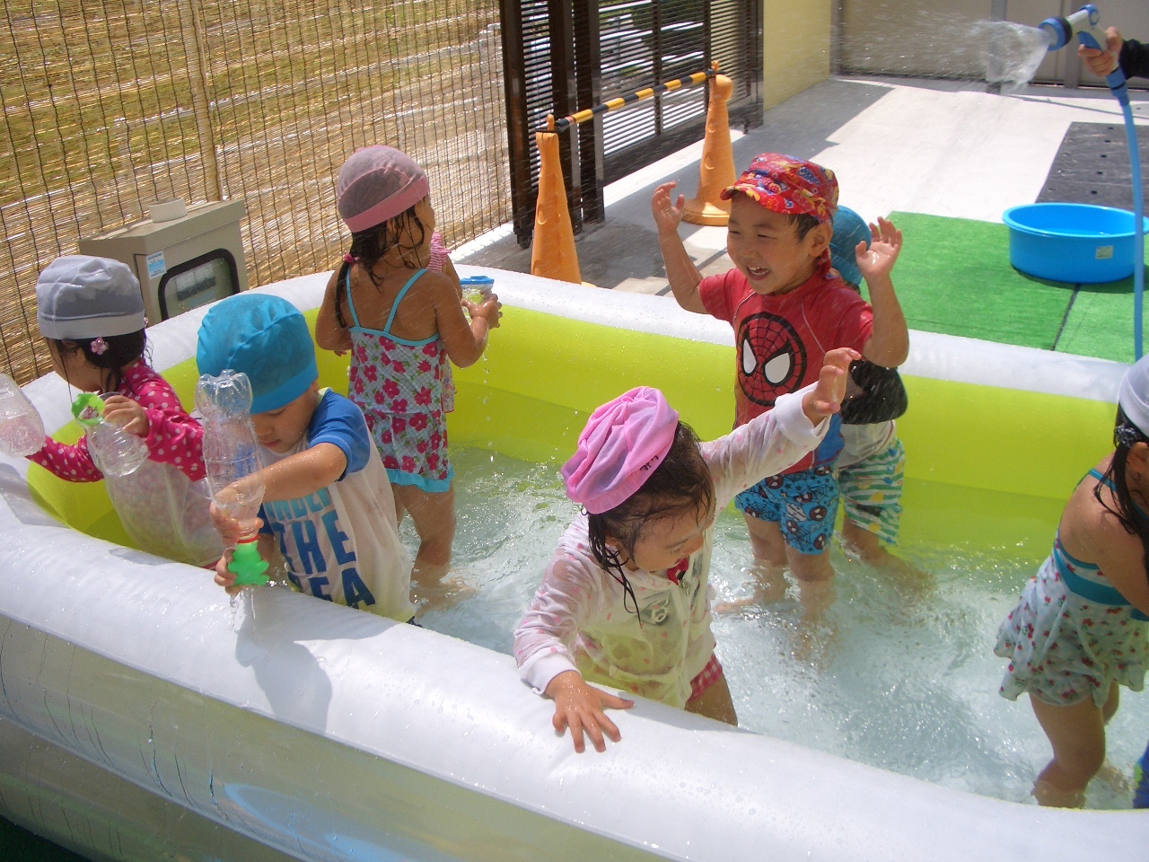 水遊び楽しいね(0.1.2.3歳児)の画像6