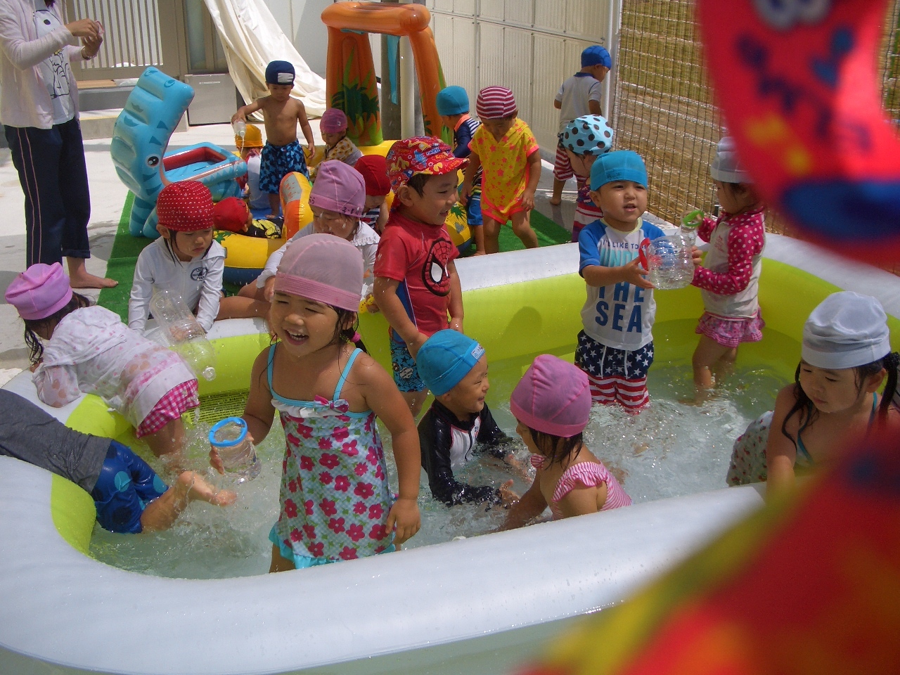 水遊び楽しいね(0.1.2.3歳児)の画像7