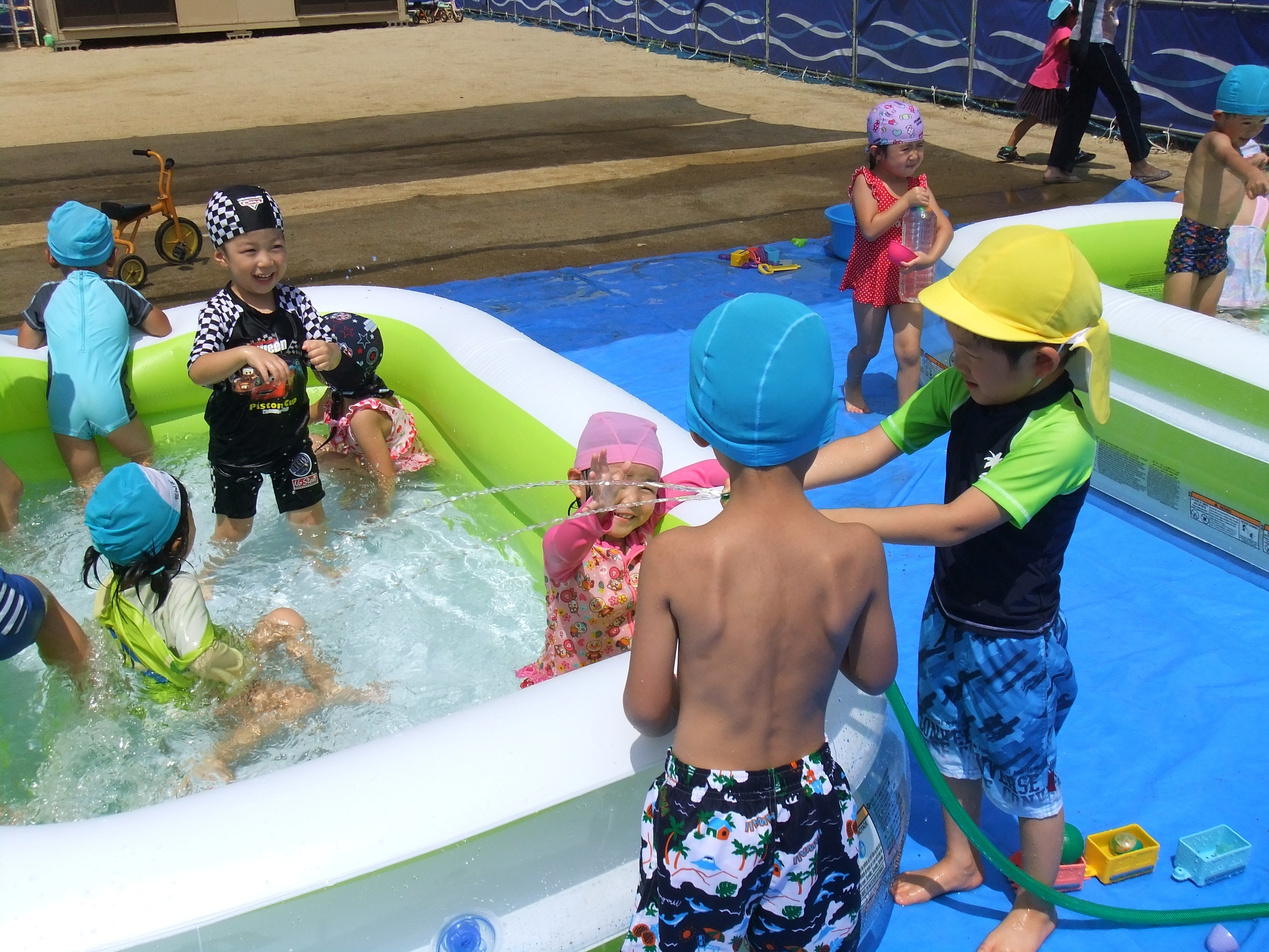 水遊び楽しいね(0.1.2.3歳児)の画像9
