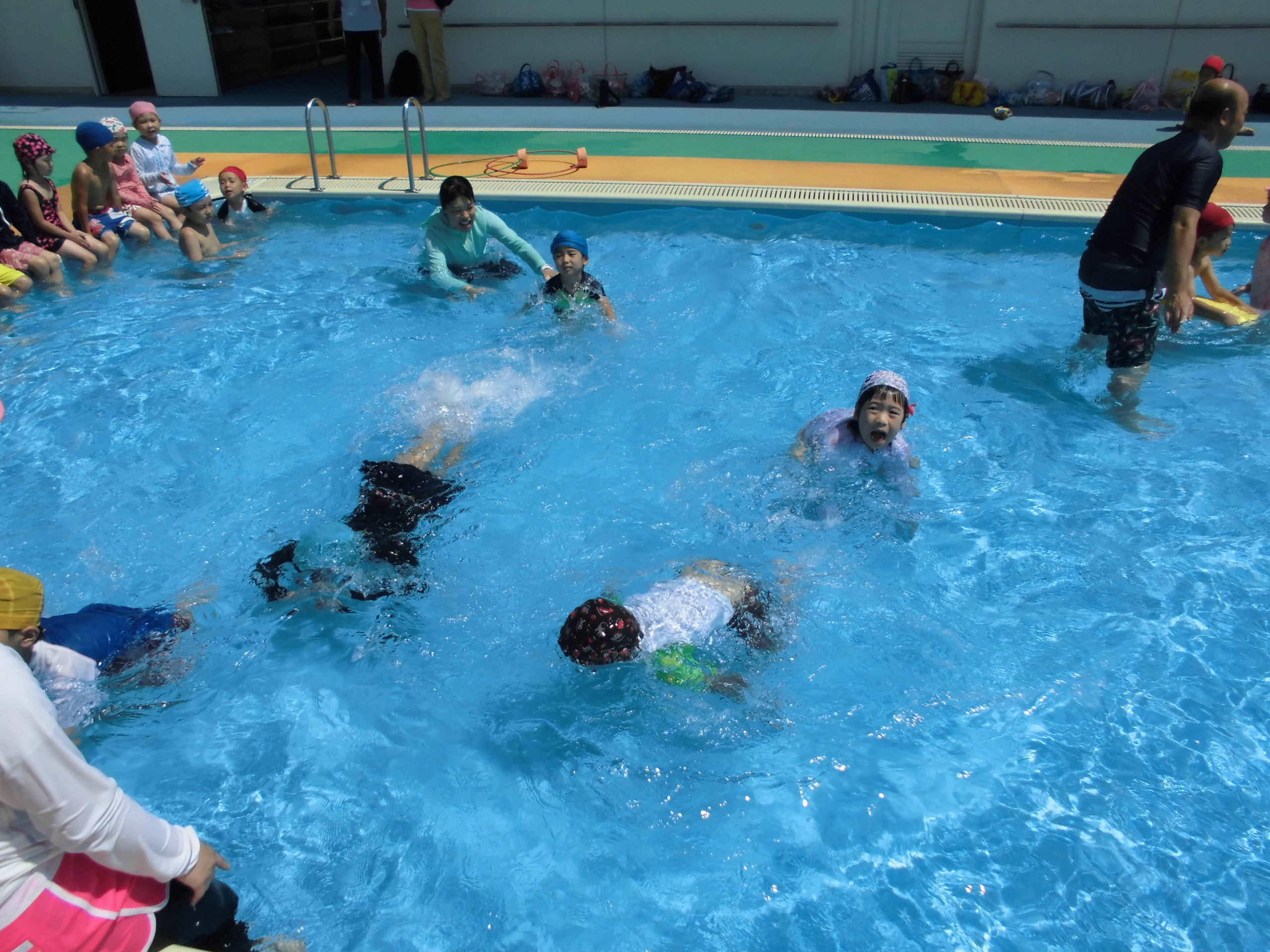 三和小学校へプール遊びに行きましたの画像7