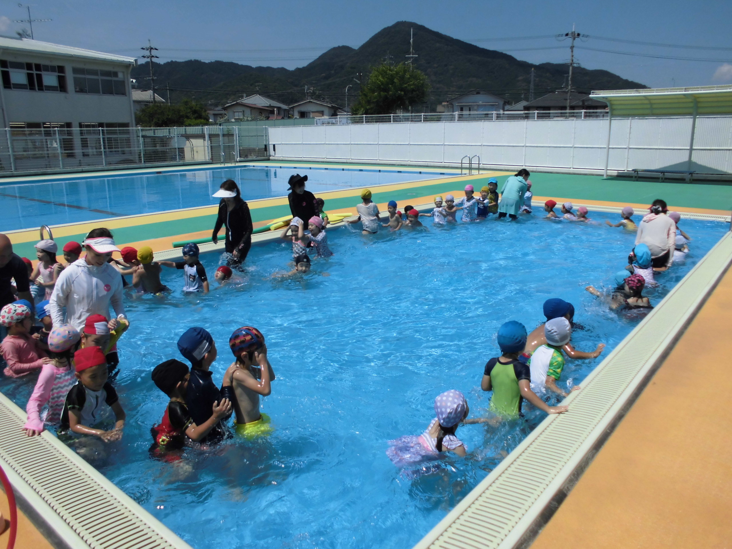 三和小学校へプール遊びに行きましたの画像12