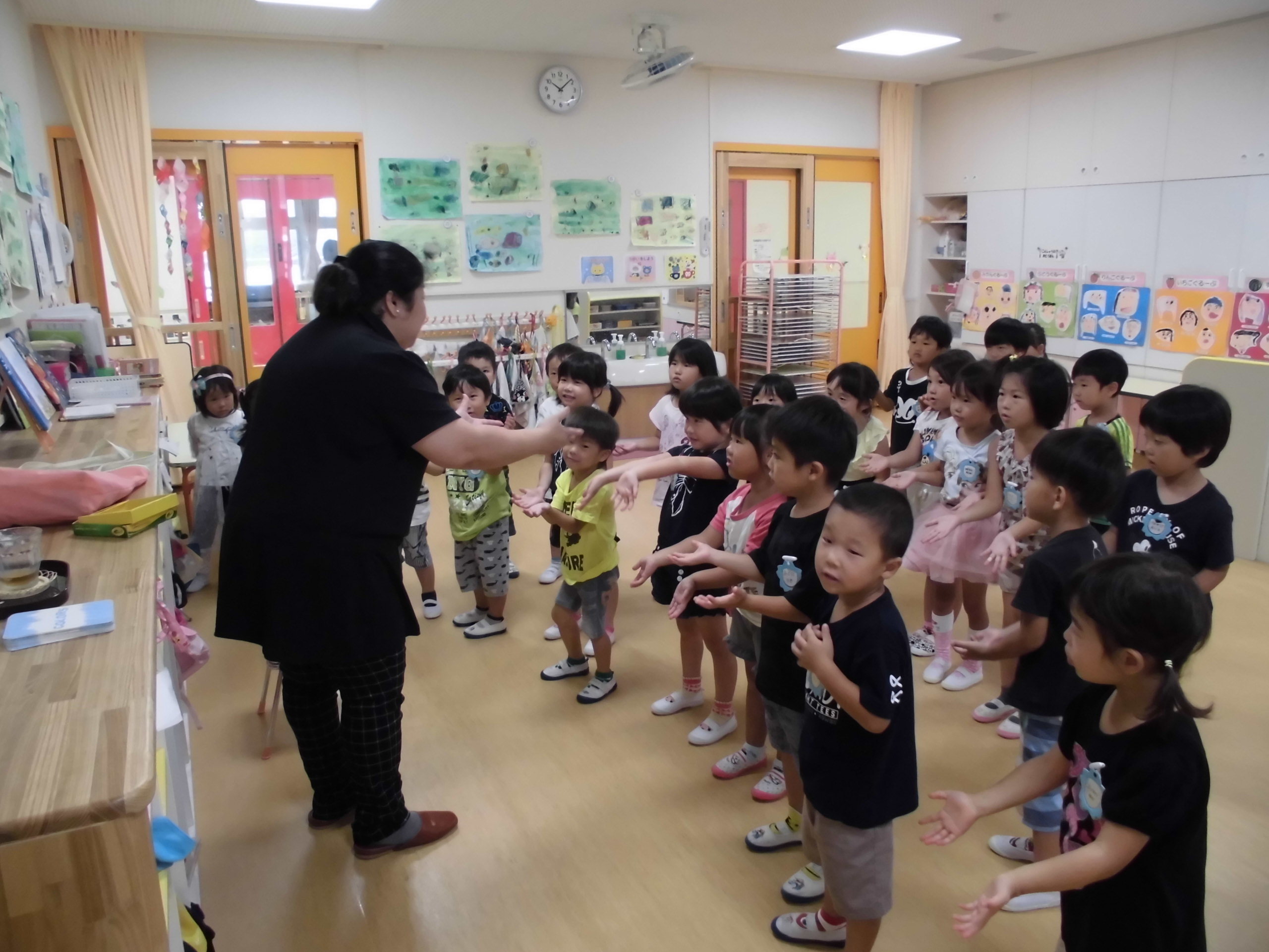 8月2日、英語であそぼうがありました。の画像2