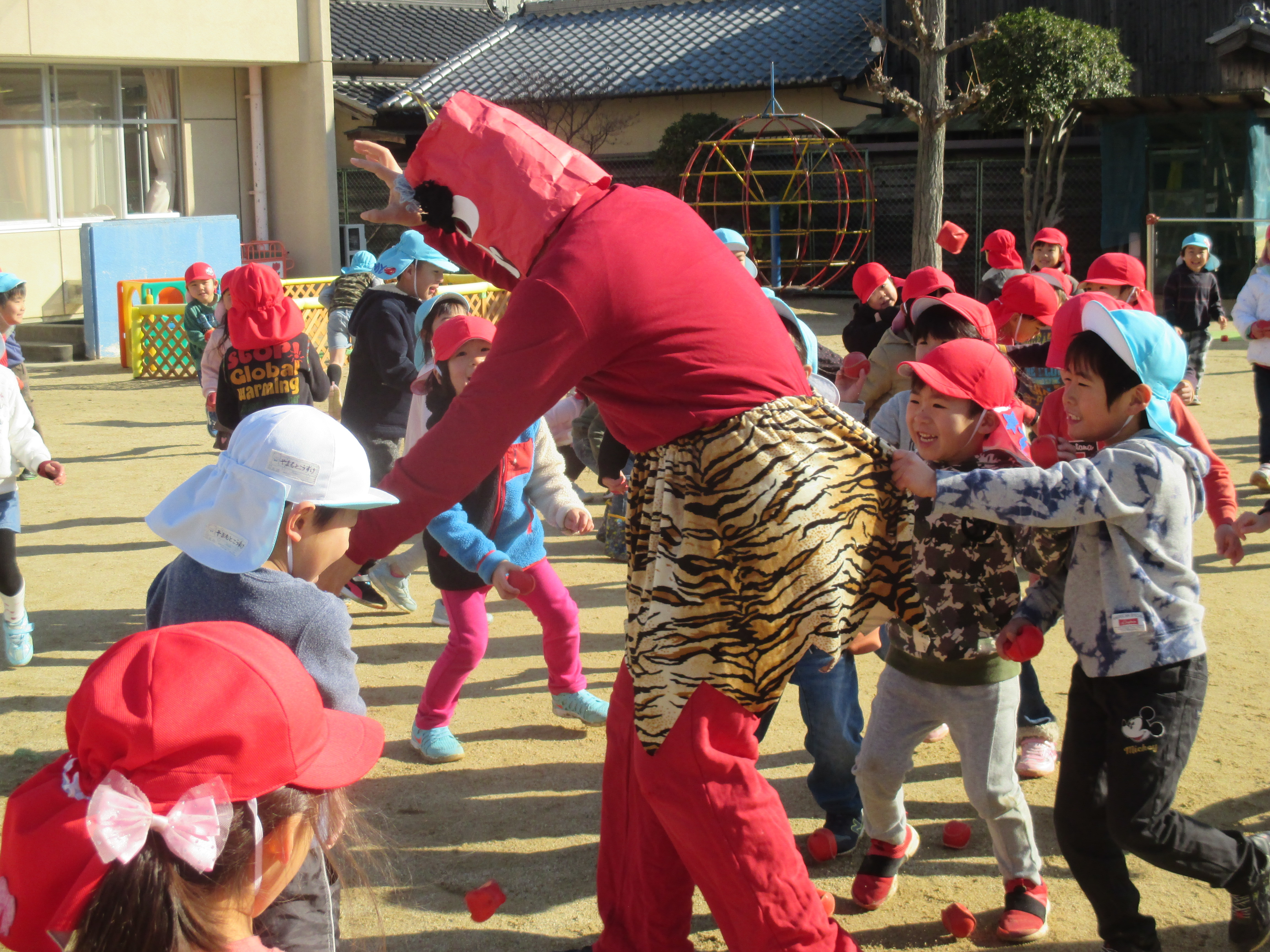 2月1日　節分の玉入れをしましたの画像5