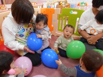 新年度を迎えて（0歳児ひよこ組）の画像1