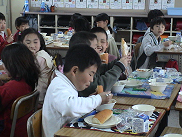 小学校給食1