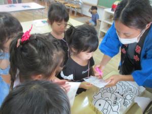 4歳児お面屋さん