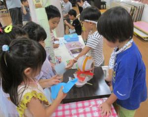 5歳児お店屋さん　がらがらくじびき