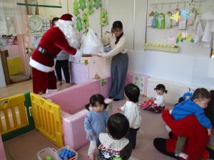 サンタさんと0歳児